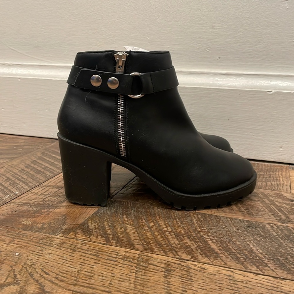 London Rebel Vegan Black Leather Boots